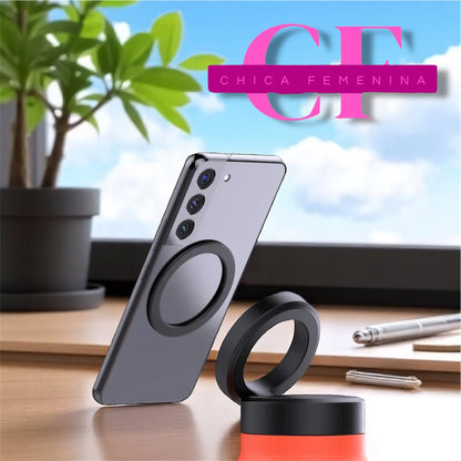 BOTELLA DE AGUA AISLADA CON SOPORTE PARA TELÉFONO